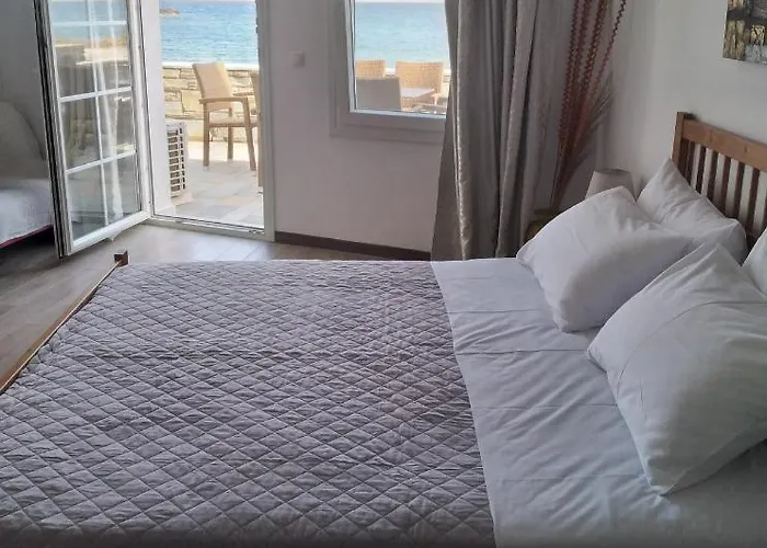 Albatross Seafront House *