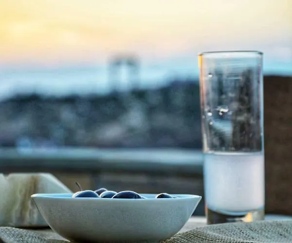 Albatross Seafront House Apartment