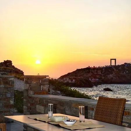 Albatross Seafront House *